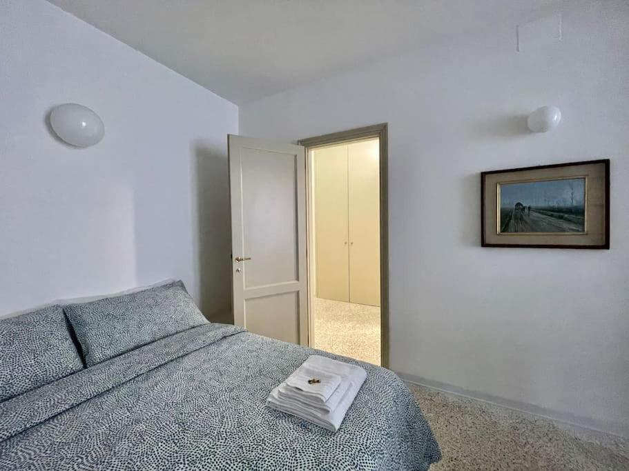 Modern Apartment Navigli มิลาน ภายนอก รูปภาพ