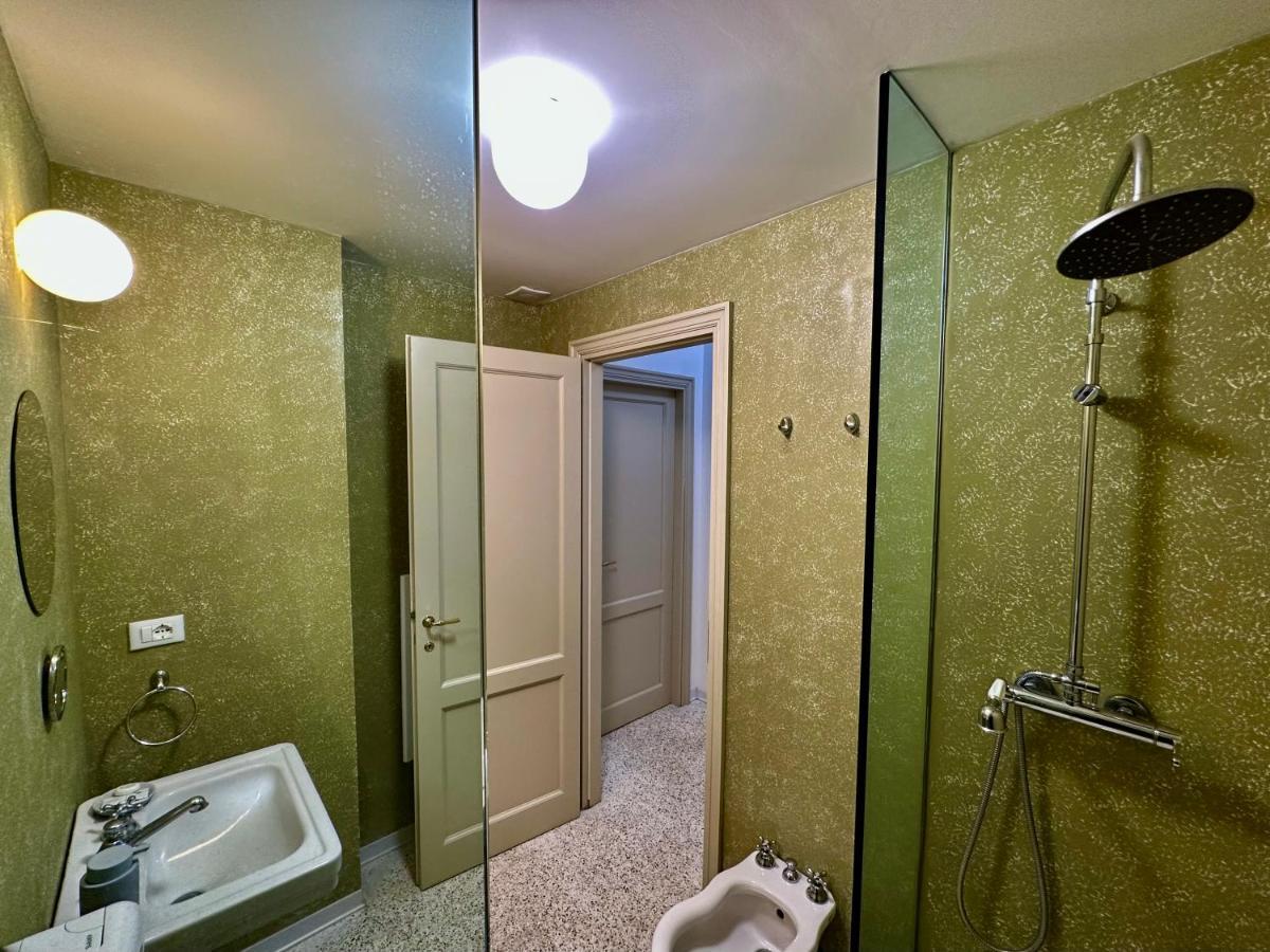 Modern Apartment Navigli มิลาน ภายนอก รูปภาพ
